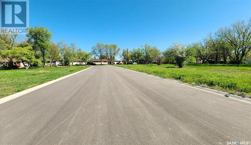 16 Kenney Crescent, Weyburn, SK 