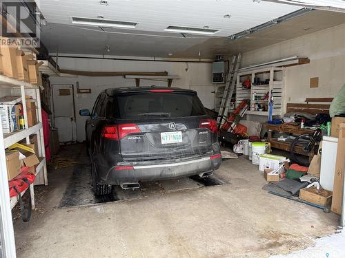 3133 11Th Street W, Saskatoon, SK - Indoor Photo Showing Garage