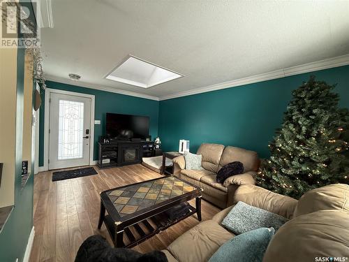 3133 11Th Street W, Saskatoon, SK - Indoor Photo Showing Living Room