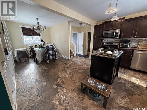 3133 11Th Street W, Saskatoon, SK - Indoor Photo Showing Kitchen