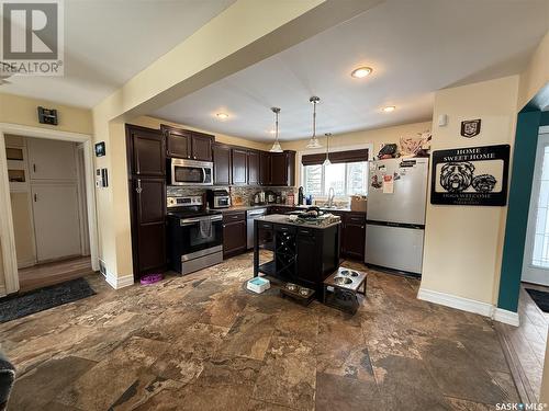 3133 11Th Street W, Saskatoon, SK - Indoor Photo Showing Kitchen