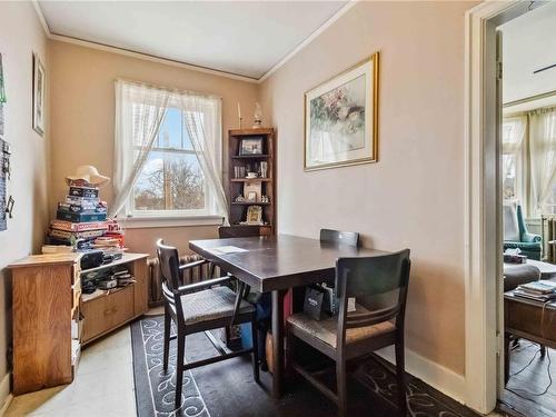 1612 Quadra St, Victoria, BC - Indoor Photo Showing Dining Room