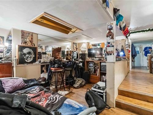 1612 Quadra St, Victoria, BC - Indoor Photo Showing Other Room