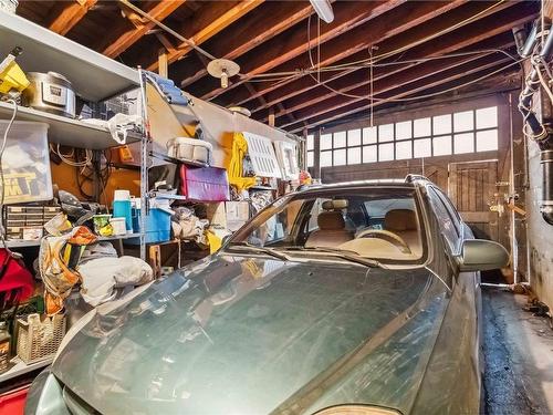 1612 Quadra St, Victoria, BC - Indoor