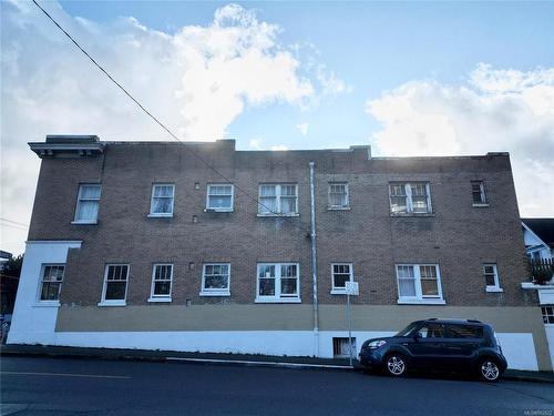 1612 Quadra St, Victoria, BC - Outdoor