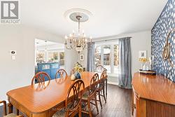 Spacious Dining Room ideal for entertaining - 