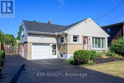 494 EAST 37TH STREET  Hamilton, ON L8V 4B9