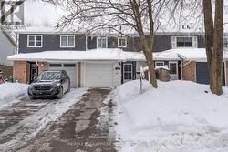 68 GLEDHILL CRESCENT  Hamilton, ON L9C 6H4