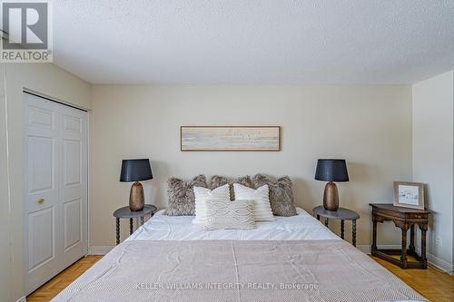 1914 Russell Road, Ottawa, ON - Indoor Photo Showing Bedroom