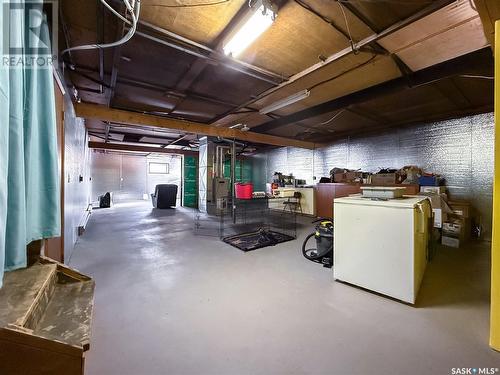 201 - 203 4Th Avenue, Climax, SK - Indoor Photo Showing Basement