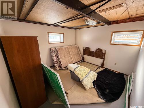 201 - 203 4Th Avenue, Climax, SK - Indoor