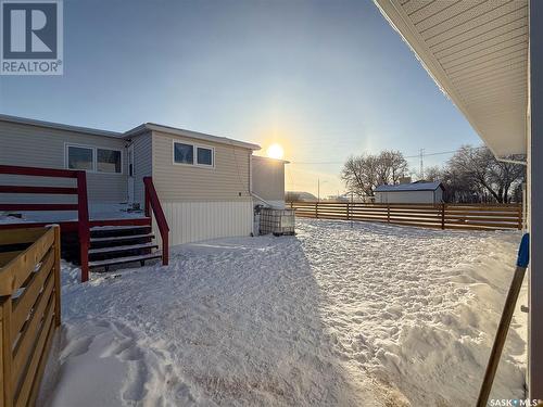 201 - 203 4Th Avenue, Climax, SK - Outdoor With Exterior