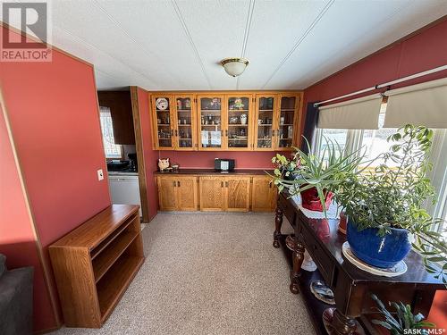 201 - 203 4Th Avenue, Climax, SK - Indoor Photo Showing Other Room