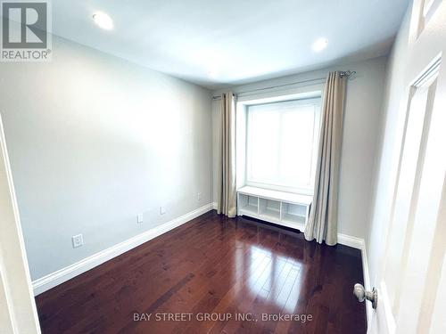 749 Village Green Boulevard, Mississauga, ON - Indoor Photo Showing Other Room