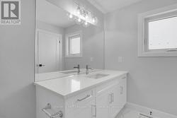 Ensuite vanity - 