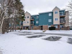 108 1 Lombardy Lane  Dartmouth, NS B2X 3E4