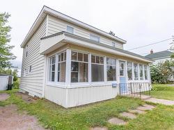 87 West Victoria Street  Amherst, NS B4H 1C7