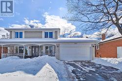 3284 LONEFEATHER CRESCENT  Mississauga, ON L4Y 3G5