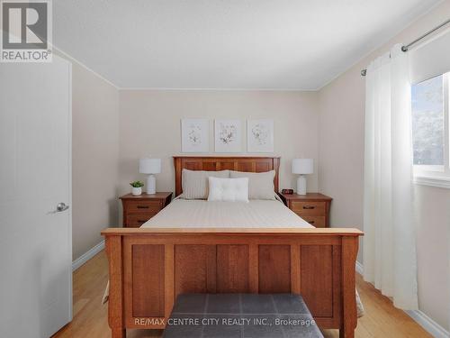 31 Sioux Court, London, ON - Indoor Photo Showing Bedroom