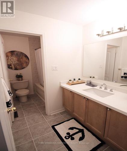 5429 Bestview Way, Mississauga, ON - Indoor Photo Showing Bathroom