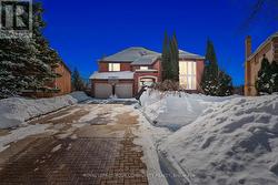 5883 RIVERSIDE PLACE  Mississauga, ON L5M 4X4