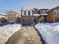 4158 Beacon Lane  Mississauga, ON L5C 3V9