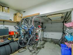 Garage - 