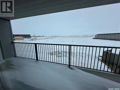 208 825 5Th Street Ne, Weyburn, SK - Outdoor With Balcony
