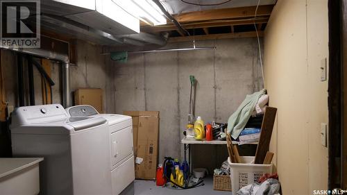 316 32Nd Street W, Saskatoon, SK - Indoor Photo Showing Laundry Room