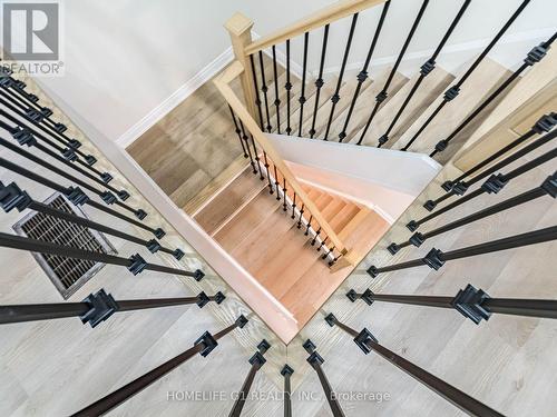 5510 Schueller Crescent, Burlington, ON - Indoor Photo Showing Other Room