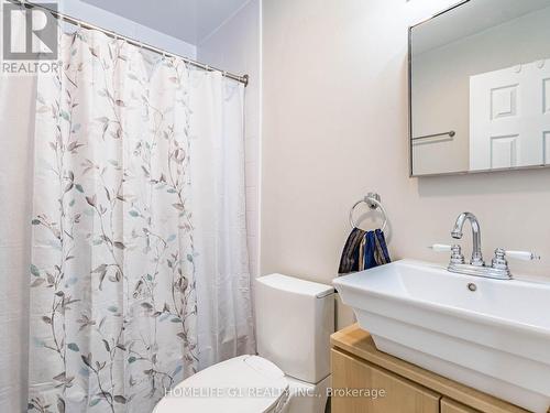 5510 Schueller Crescent, Burlington, ON - Indoor Photo Showing Bathroom