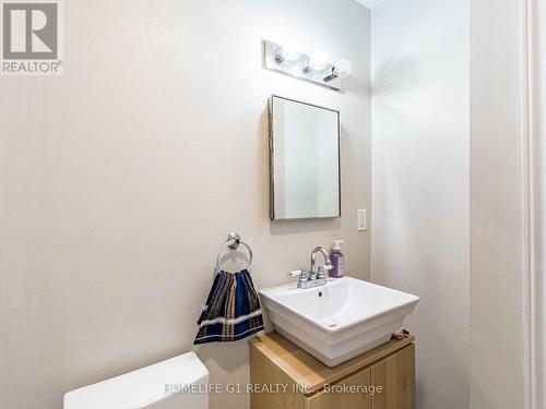 5510 Schueller Crescent, Burlington, ON - Indoor Photo Showing Bathroom