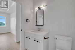 Second bathroom - 