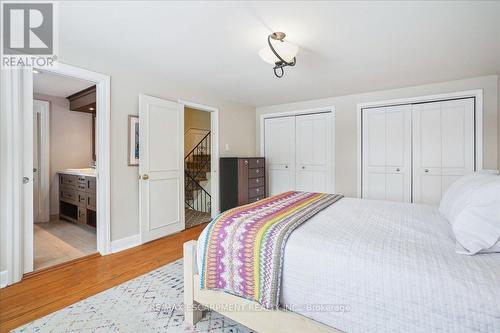 300 Shoreview Road, Burlington, ON - Indoor Photo Showing Bedroom