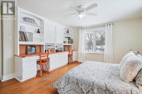 Bedroom with Built-in Shelves - 300 Shoreview Road, Burlington, ON - Indoor Photo Showing Bedroom