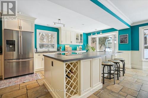 A Chef's Kitchen! - 300 Shoreview Road, Burlington, ON - Indoor Photo Showing Kitchen