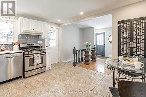 1286 Springbank Avenue, London, ON - Indoor Photo Showing Kitchen