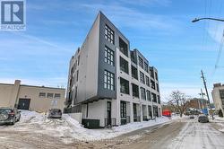 403 - 101 PINHEY STREET  Ottawa, ON K1Y 1T7