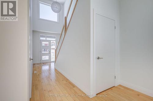 725 Apricot Drive, London, ON - Indoor Photo Showing Other Room