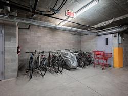 Garage - 