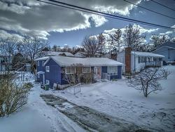 33 Madeline Avenue  Lower Sackville, NS B4C 2L8