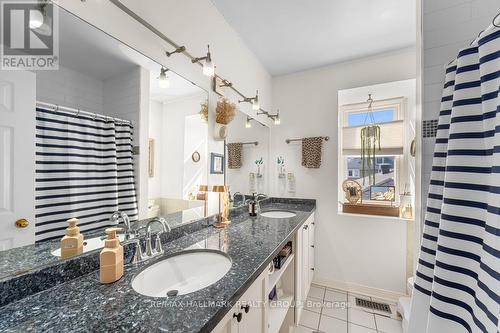 44 Putman Avenue, Ottawa, ON - Indoor Photo Showing Bathroom