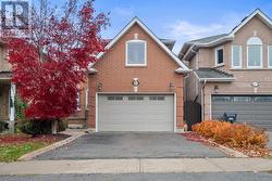 6411 SEAVER ROAD  Mississauga, ON L5V 2J2