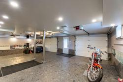 Garage - 