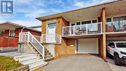 321 LARA WOOD  Mississauga, ON L5A 3B1