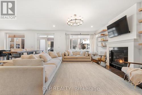 204 Avro Circle, Ottawa, ON - Indoor Photo Showing Living Room With Fireplace