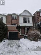 38 - 199 HILLCREST AVENUE  Mississauga, ON L5B 4L5