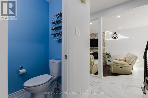 3328 Chokecherry Crescent, Mississauga, ON - Indoor Photo Showing Bathroom