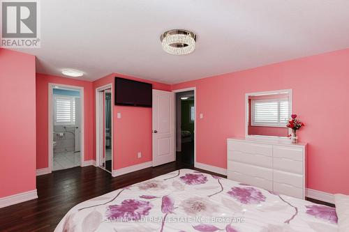 3328 Chokecherry Crescent, Mississauga, ON - Indoor Photo Showing Bedroom