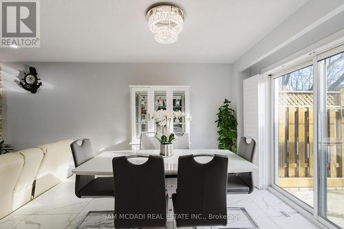 3328 Chokecherry Crescent, Mississauga, ON - Indoor Photo Showing Dining Room